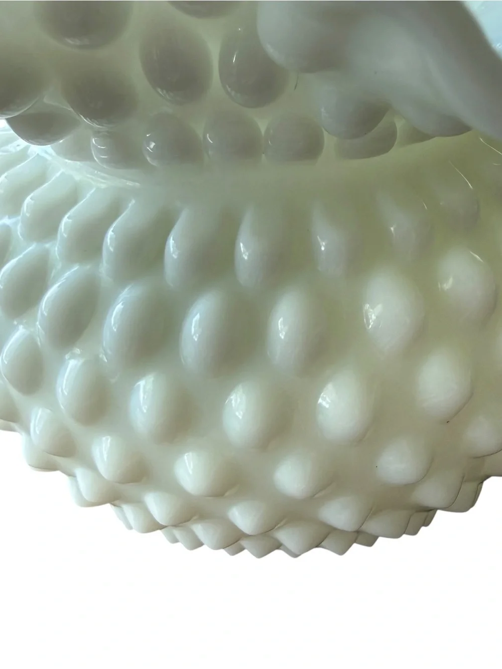 Vintage Fenton Hobnail Milk Glass Ruffled Top 5’’ Vase Rose Bowl